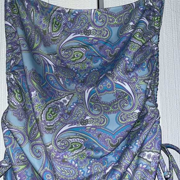 Pacsun paisley swimsuit - Picture 2 of 6